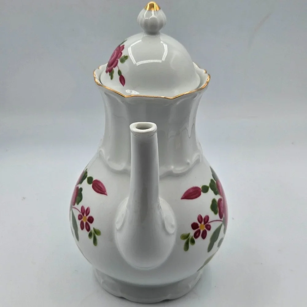 Bareuther Waldsassen Bavaria Germany Floral TeaPot Gold Trim‎ #242